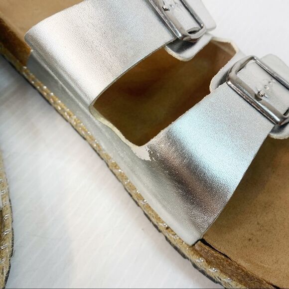 CL by Laundry Silver Slide Sandals 41 - Picture 5 of 8